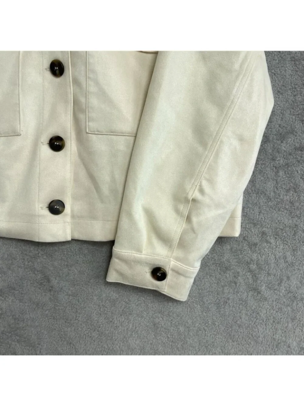 NWT Steve Madden Women's L Faux Suede Cream Button-Up Trucker Jacket  B0491